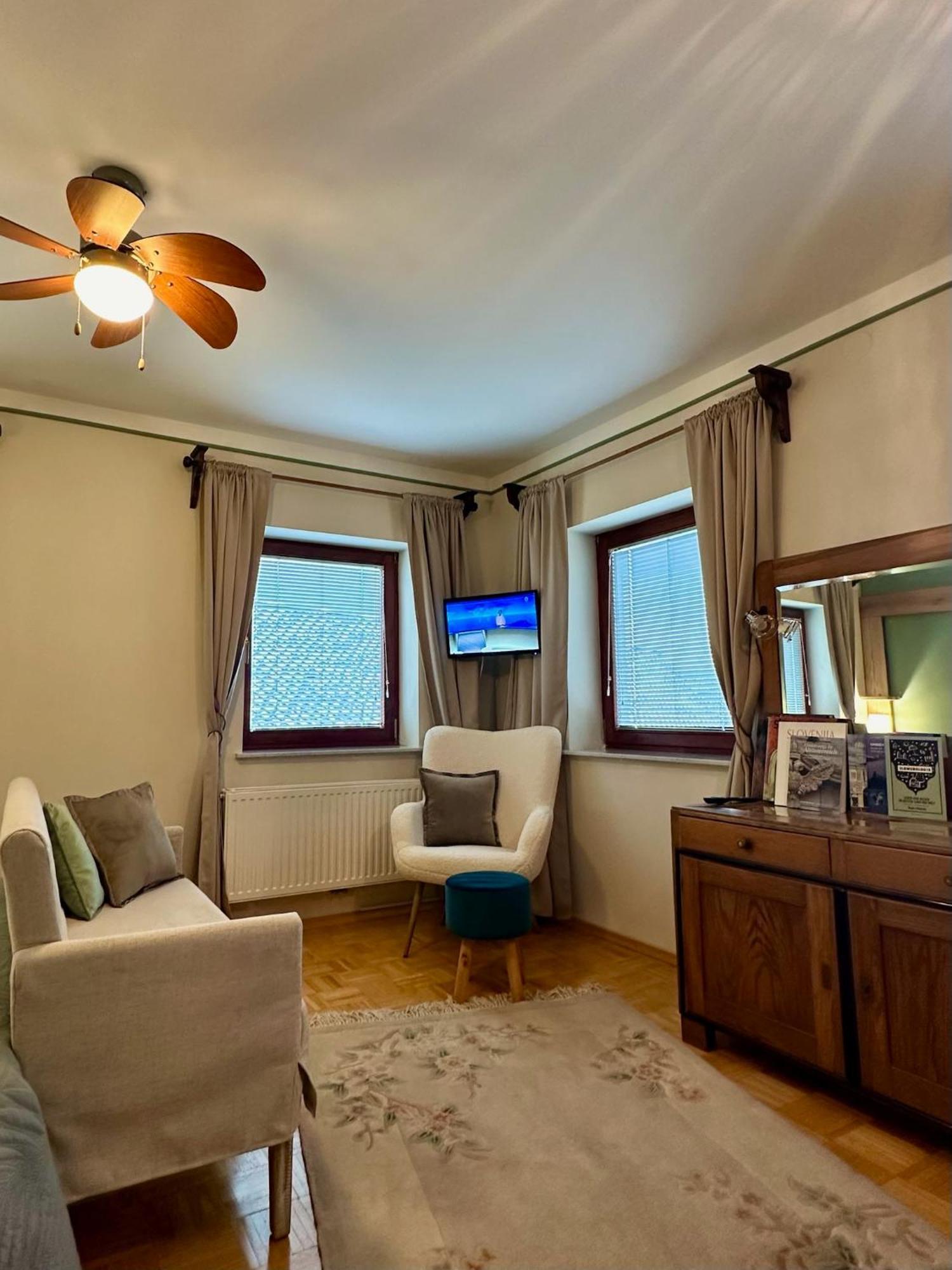 Guesthouse Sabine - Pr' Skminc Bohinjska Bela Kültér fotó