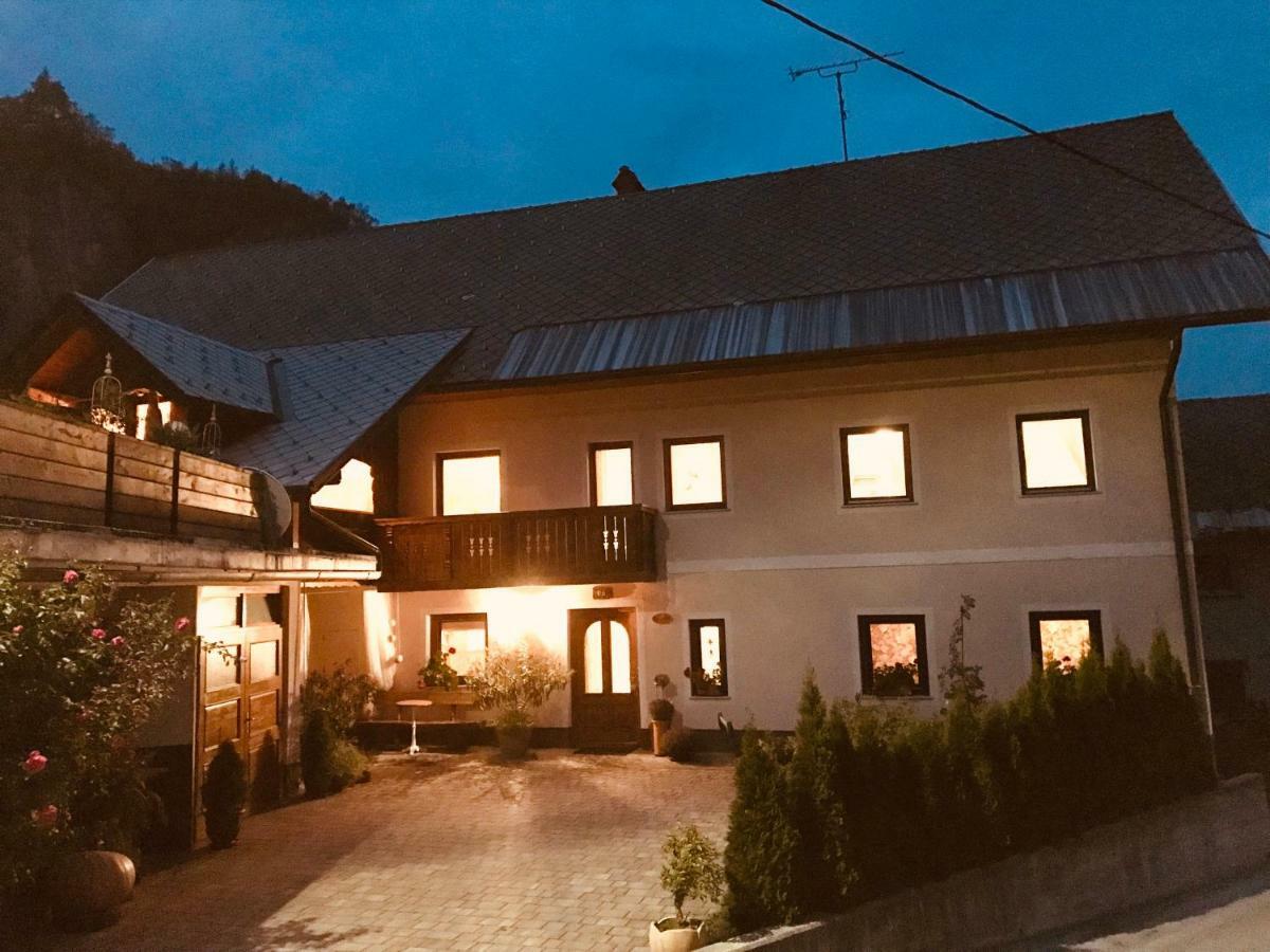 Guesthouse Sabine - Pr' Skminc Bohinjska Bela Kültér fotó